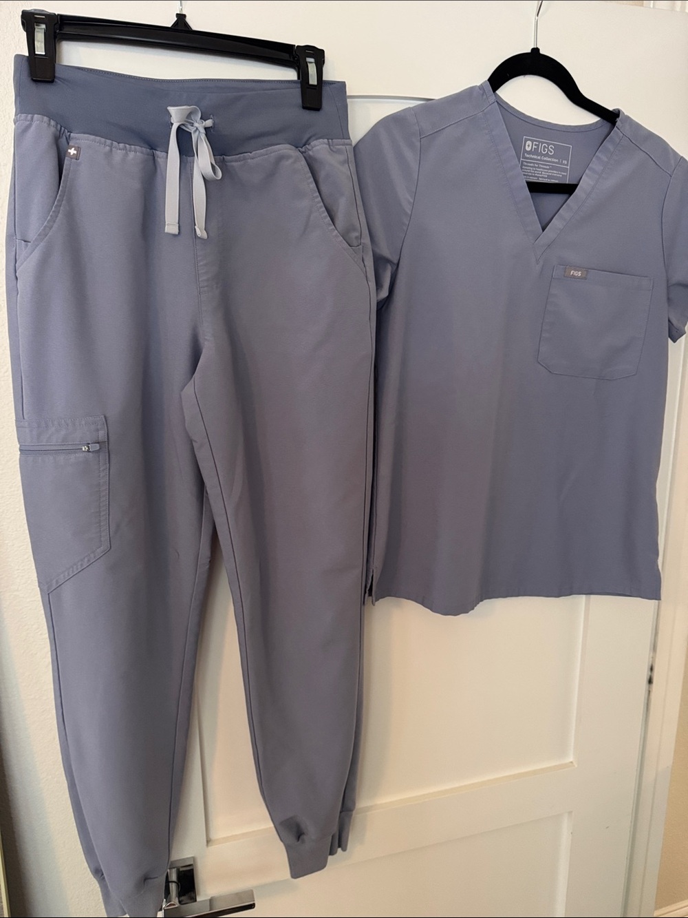FIGS Lavender-Gray Women's Jogger Scrub Pants